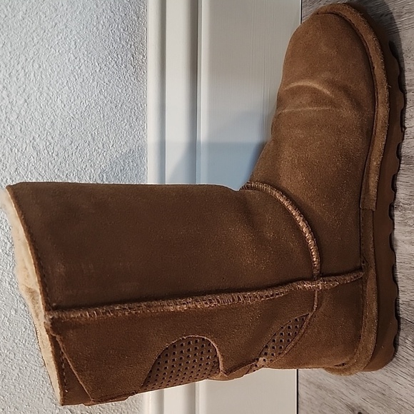 BearPaw Clara Hickory Suede Sherling Boots - Picture 6 of 11